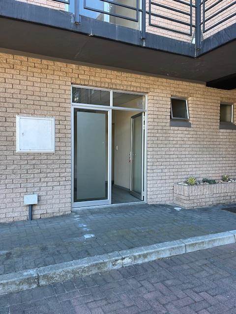 75  m² Office Space in Milnerton Central photo number 6