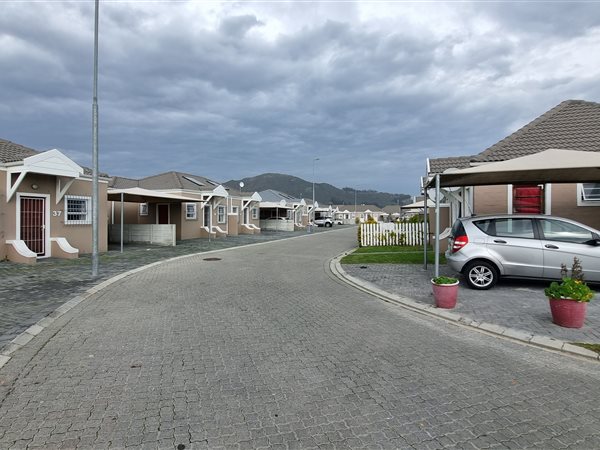 2 Bedroom Townhouse