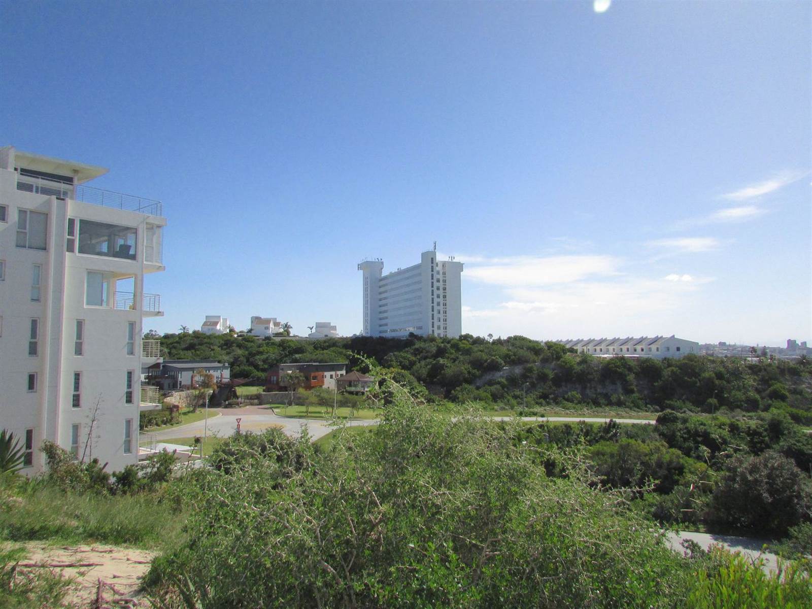 946 m² Land available in Summerstrand photo number 4