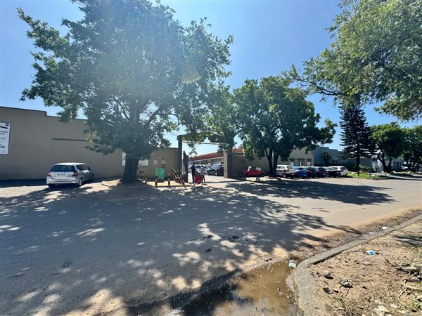 150 m² Commercial space 150 m² Commercial space