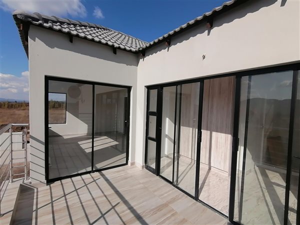 5 Bedroom House 5 Bedroom House
