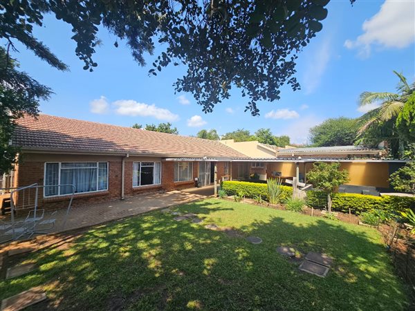 3 Bedroom House 3 Bedroom House