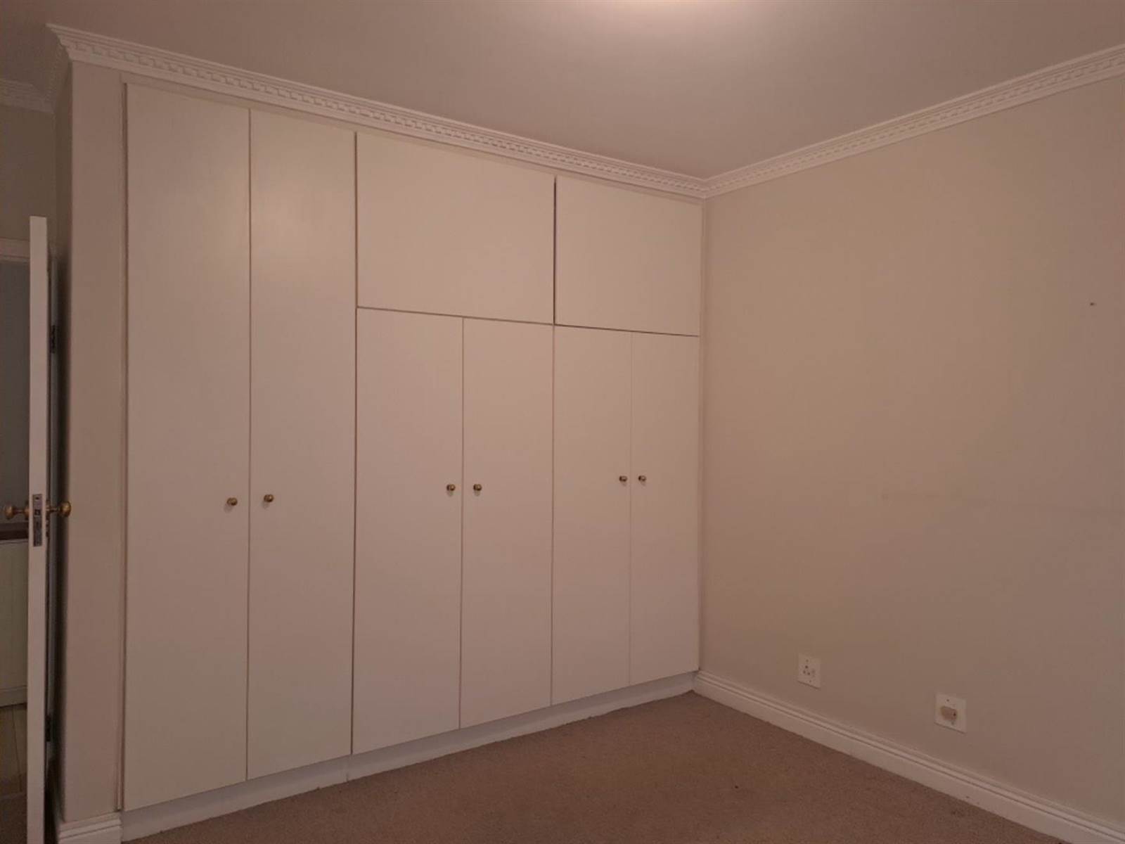 1 Bed Apartment in Morningside photo number 17