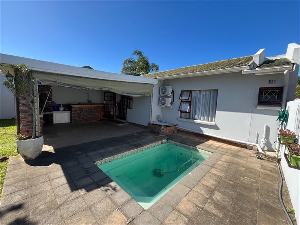 4 Bedroom Townhouse 4 Bedroom Townhouse