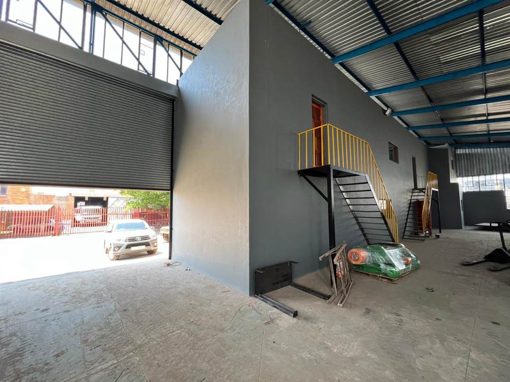 1600  m² Industrial space in Germiston South photo number 13