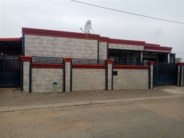 2 Bedroom House 2 Bedroom House