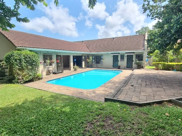 4 Bedroom House 4 Bedroom House