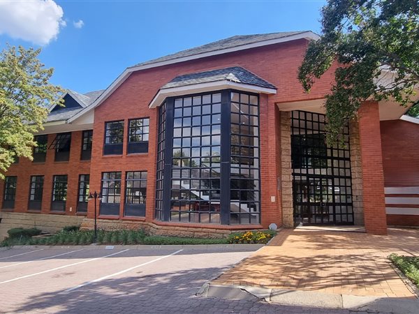 396.600006103516  m² Commercial space in Bryanston