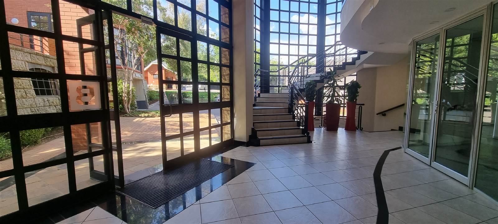 396.6  m² Commercial space in Bryanston photo number 2