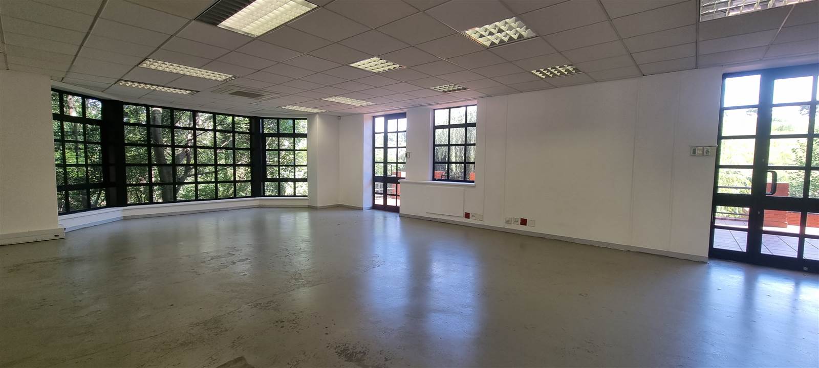 396.6  m² Commercial space in Bryanston photo number 9