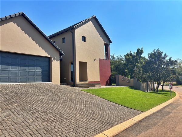 4 Bedroom House 4 Bedroom House