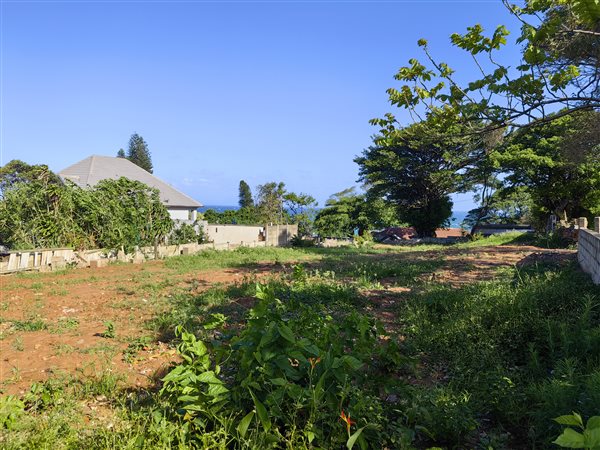 1 014 m² Land