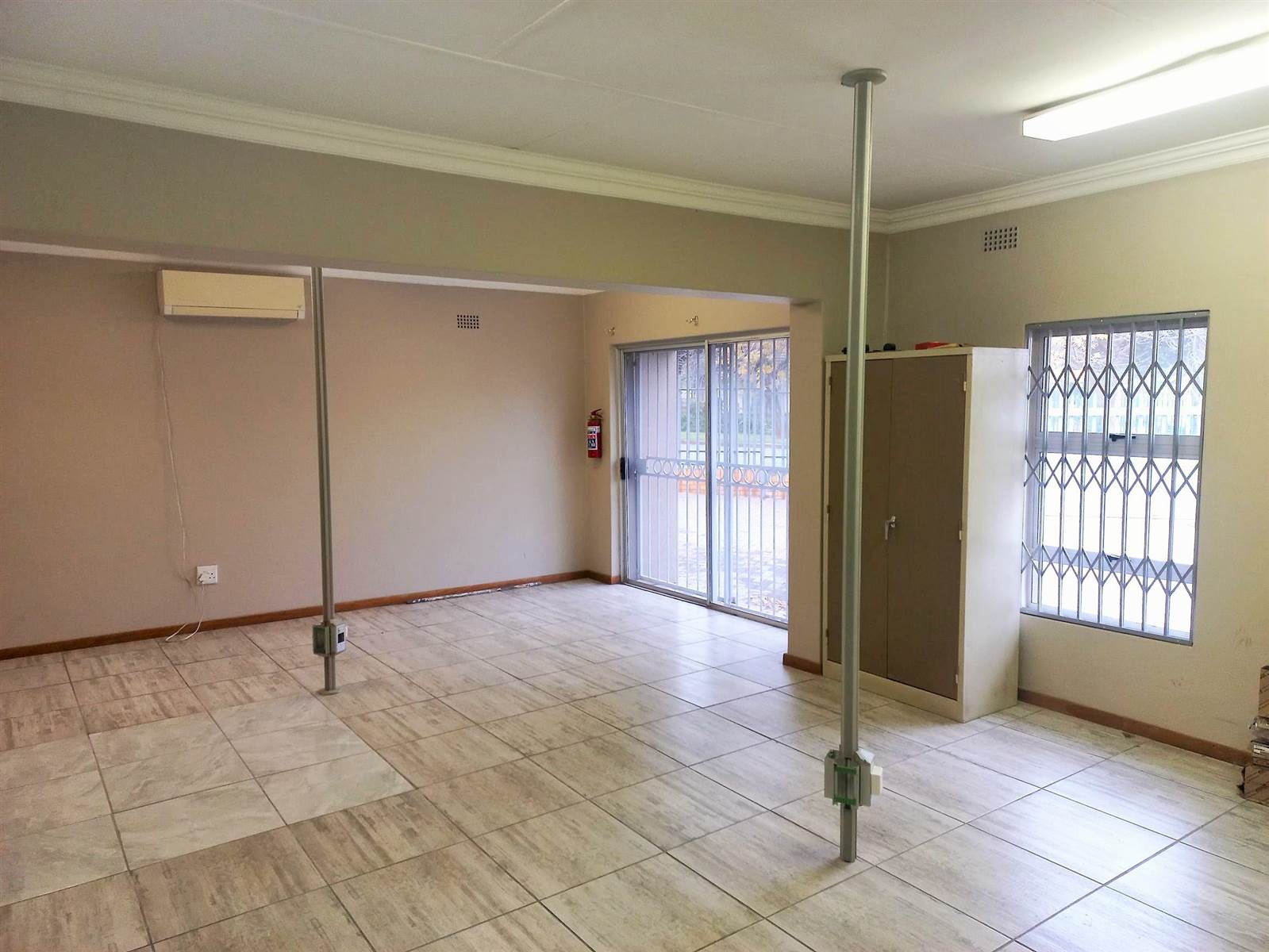 60  m² Commercial space in Kempton Park Central photo number 1