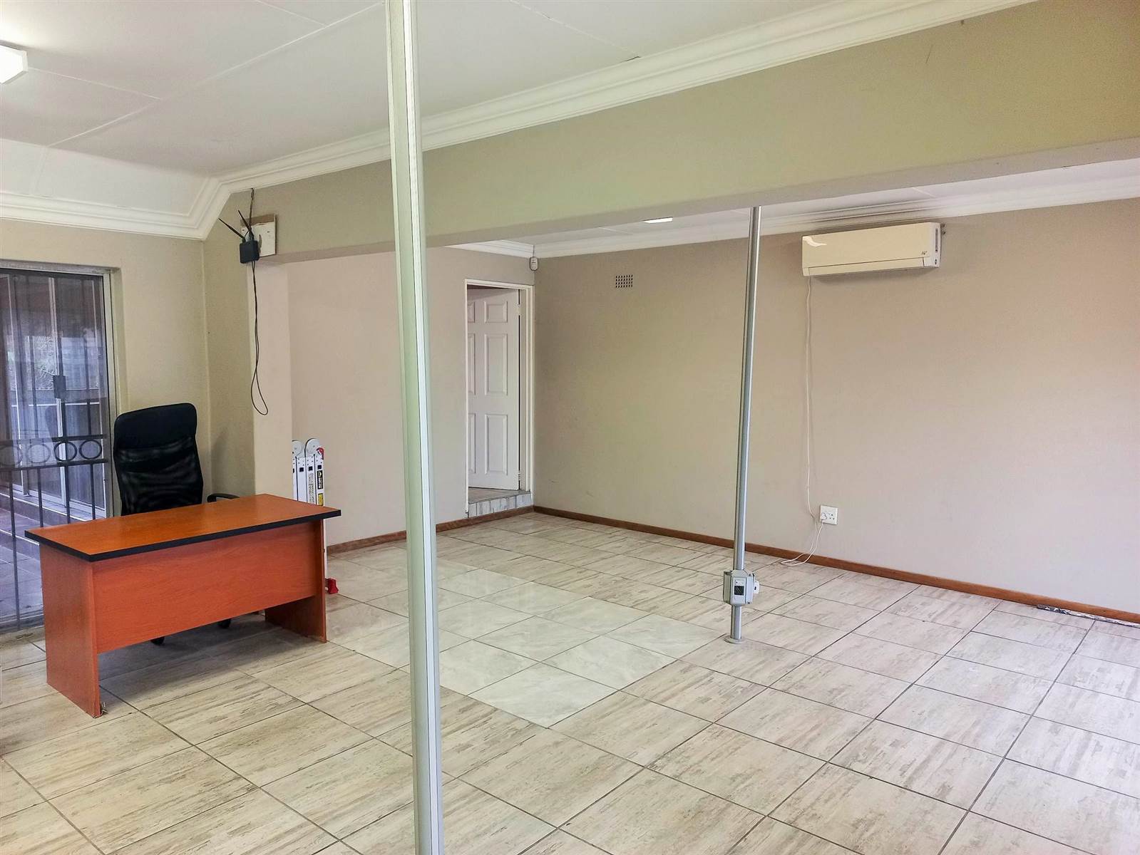 60  m² Commercial space in Kempton Park Central photo number 3