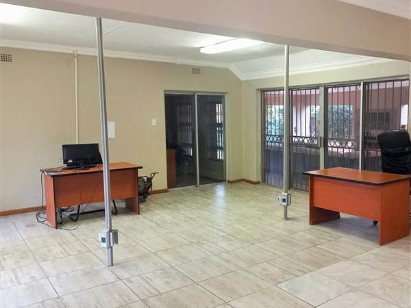 60  m² Commercial space in Kempton Park Central