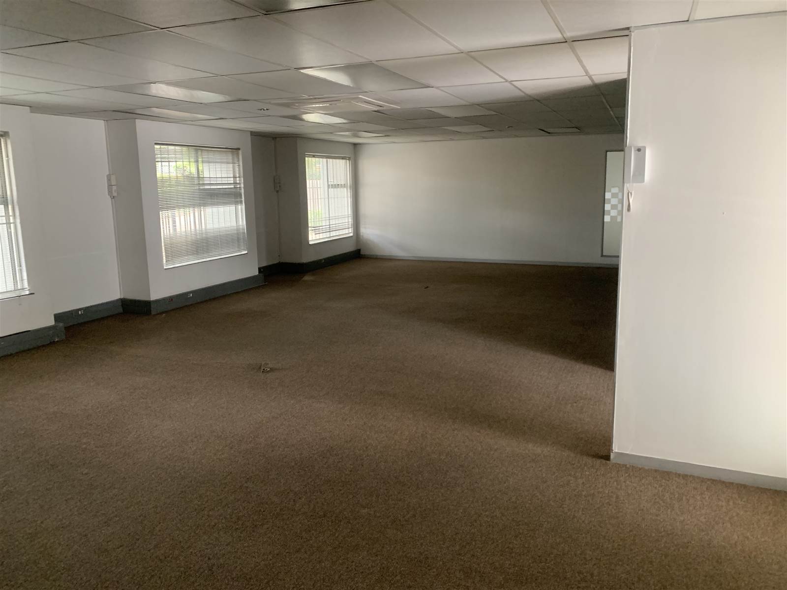 231  m² Commercial space in Kyalami photo number 2