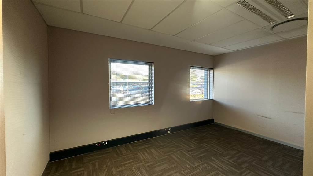 607  m² Commercial space in Highveld Techno Park photo number 12