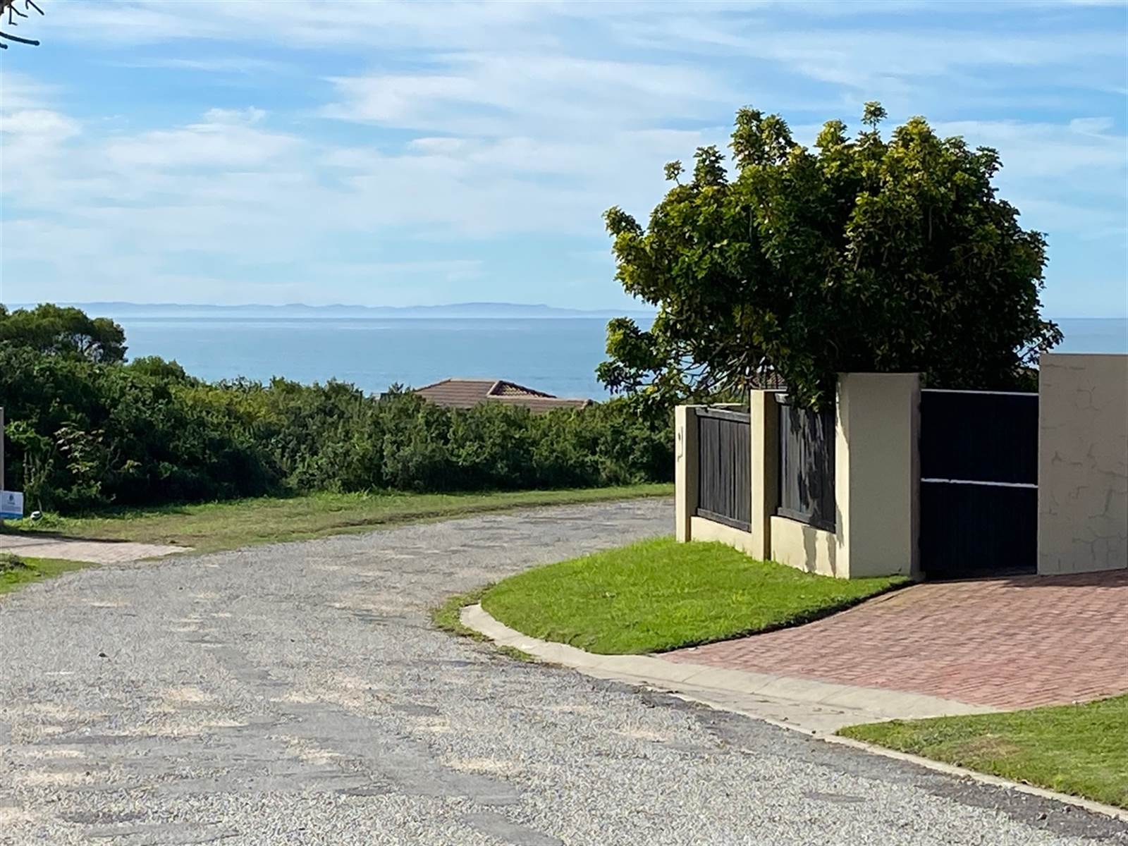 826 m² Land available in St Francis Bay photo number 10
