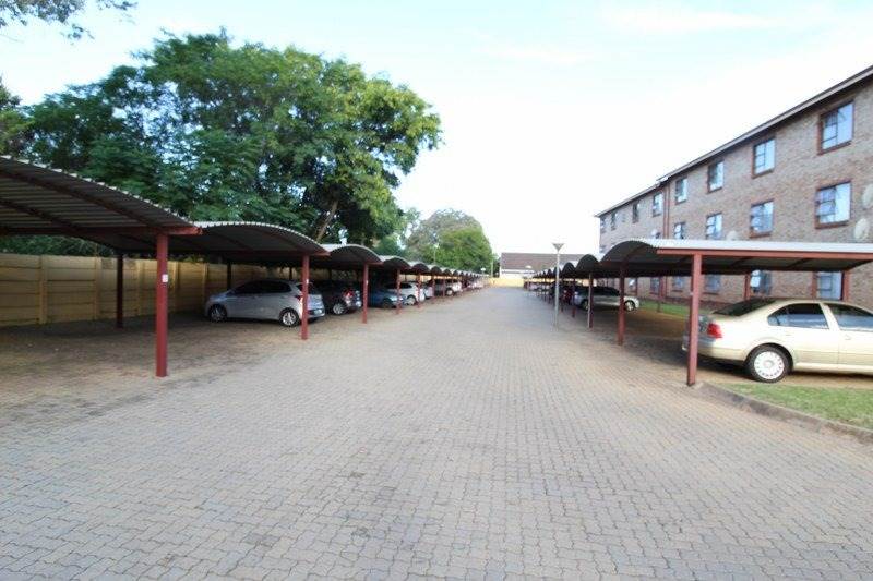 1 Bed Apartment in Potchefstroom Central photo number 15