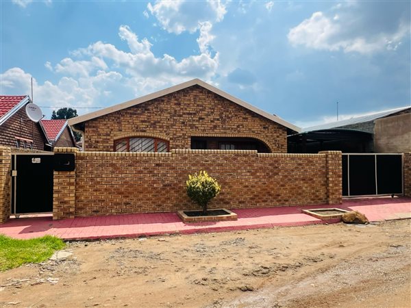 2 Bedroom House 2 Bedroom House