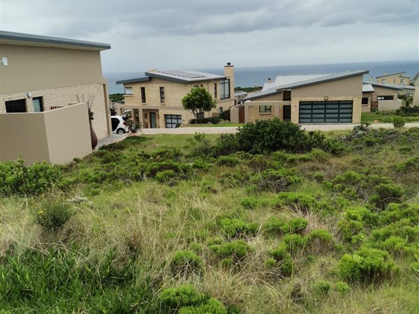 339 m² Land available in Dana Bay