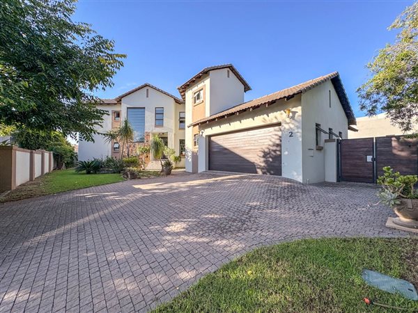 4 Bedroom House 4 Bedroom House