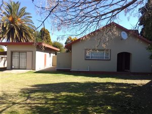 4 Bed House in Barry Hertzog Park