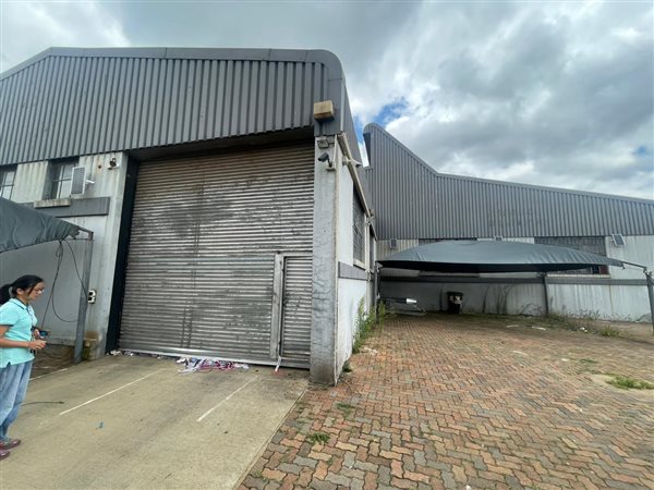 950  m² Industrial space