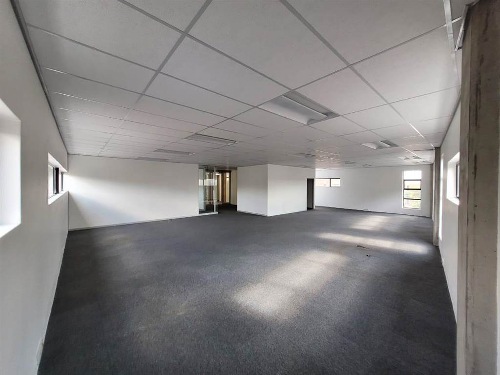 196  m² Commercial space in Kempton Park Central photo number 5