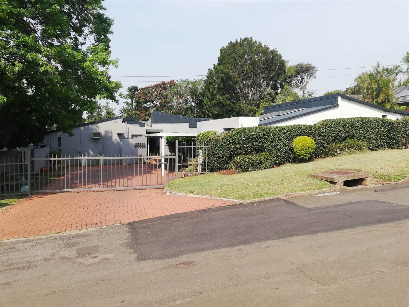 6 Bed House in Empangeni Central photo number 30