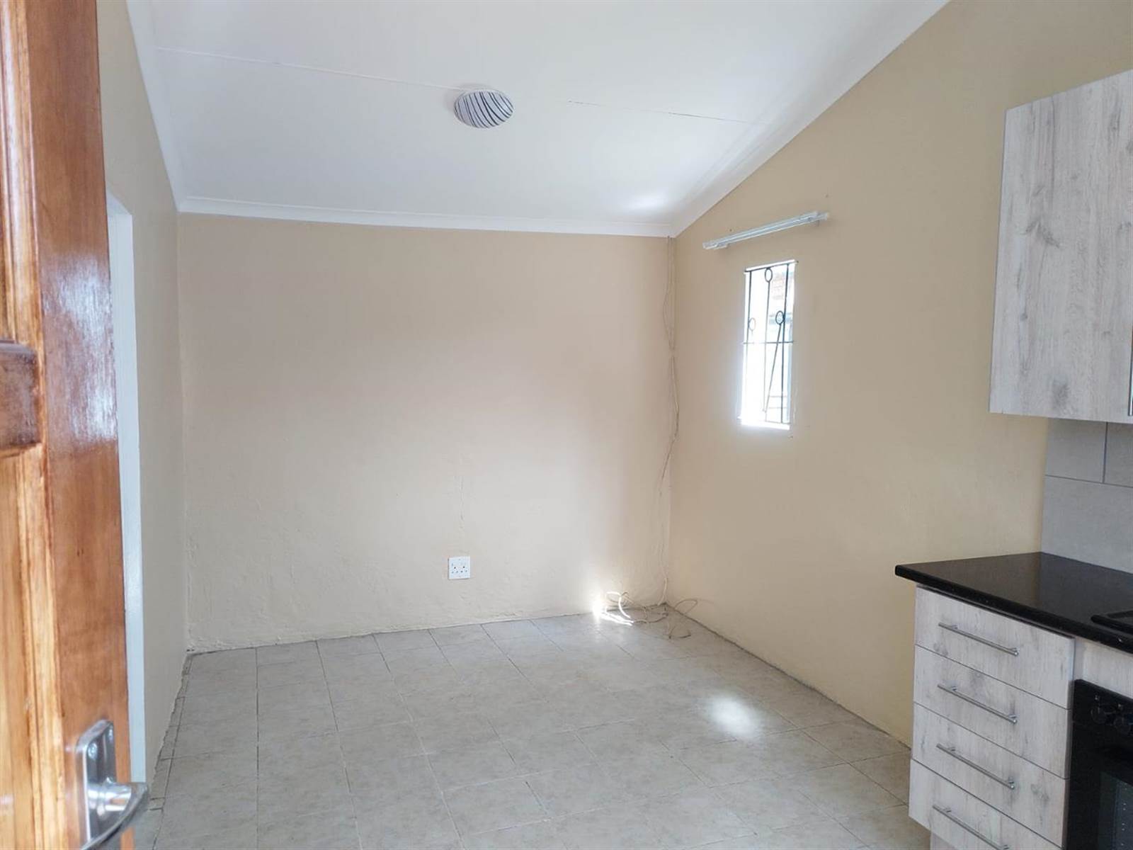1 Bed House in Daveyton photo number 12