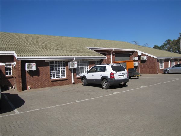 209  m² Commercial space