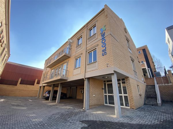 164  m² Office Space in Route 21 Business Park