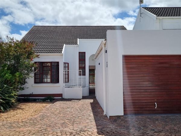 3 Bed Townhouse in George South