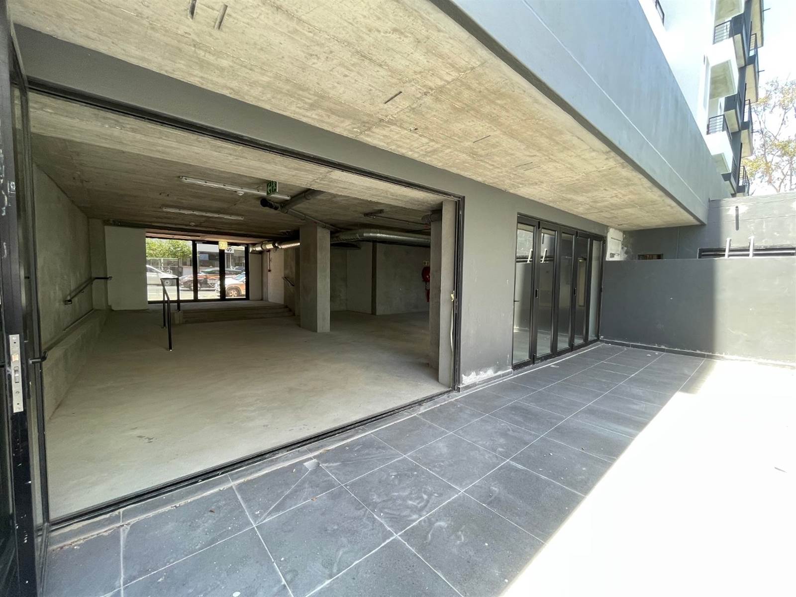 209  m² Commercial space in Sea Point photo number 10