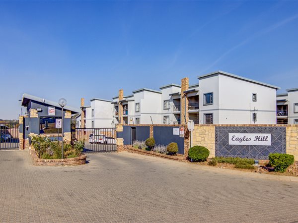 3 Bedroom Townhouse 3 Bedroom Townhouse