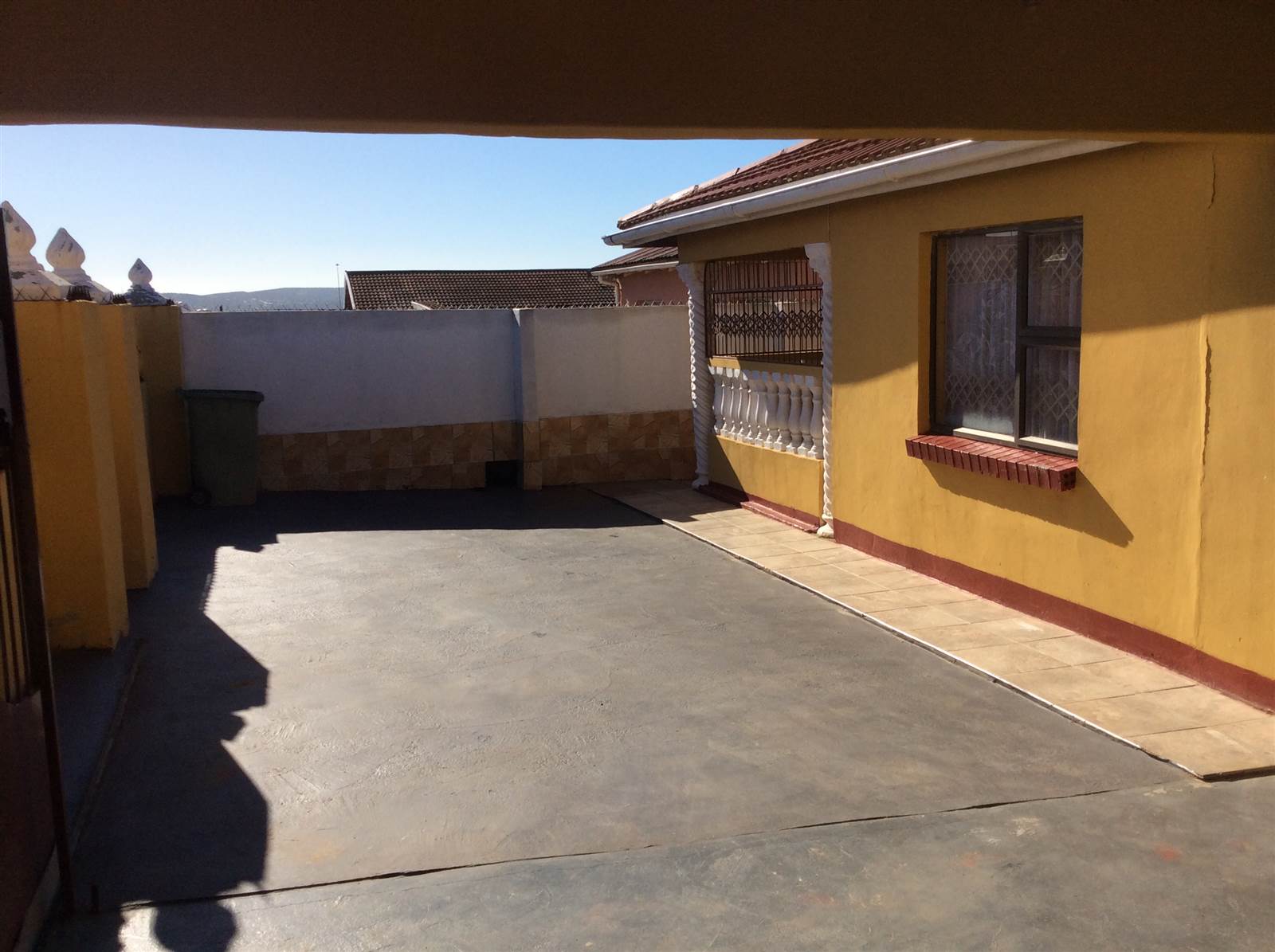 3 Bed House in Kwa Nobuhle photo number 9
