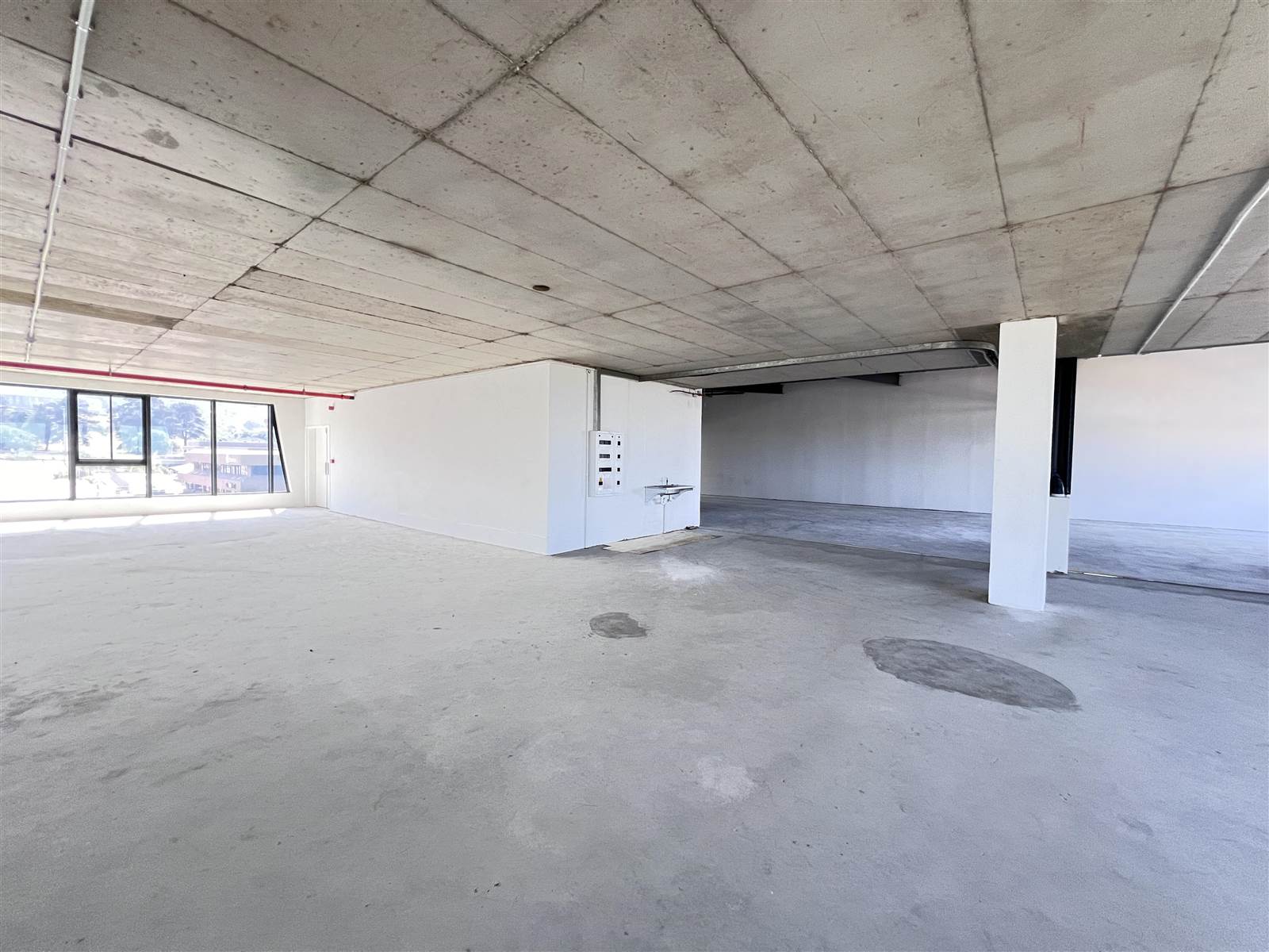 404  m² Commercial space in Plattekloof photo number 3