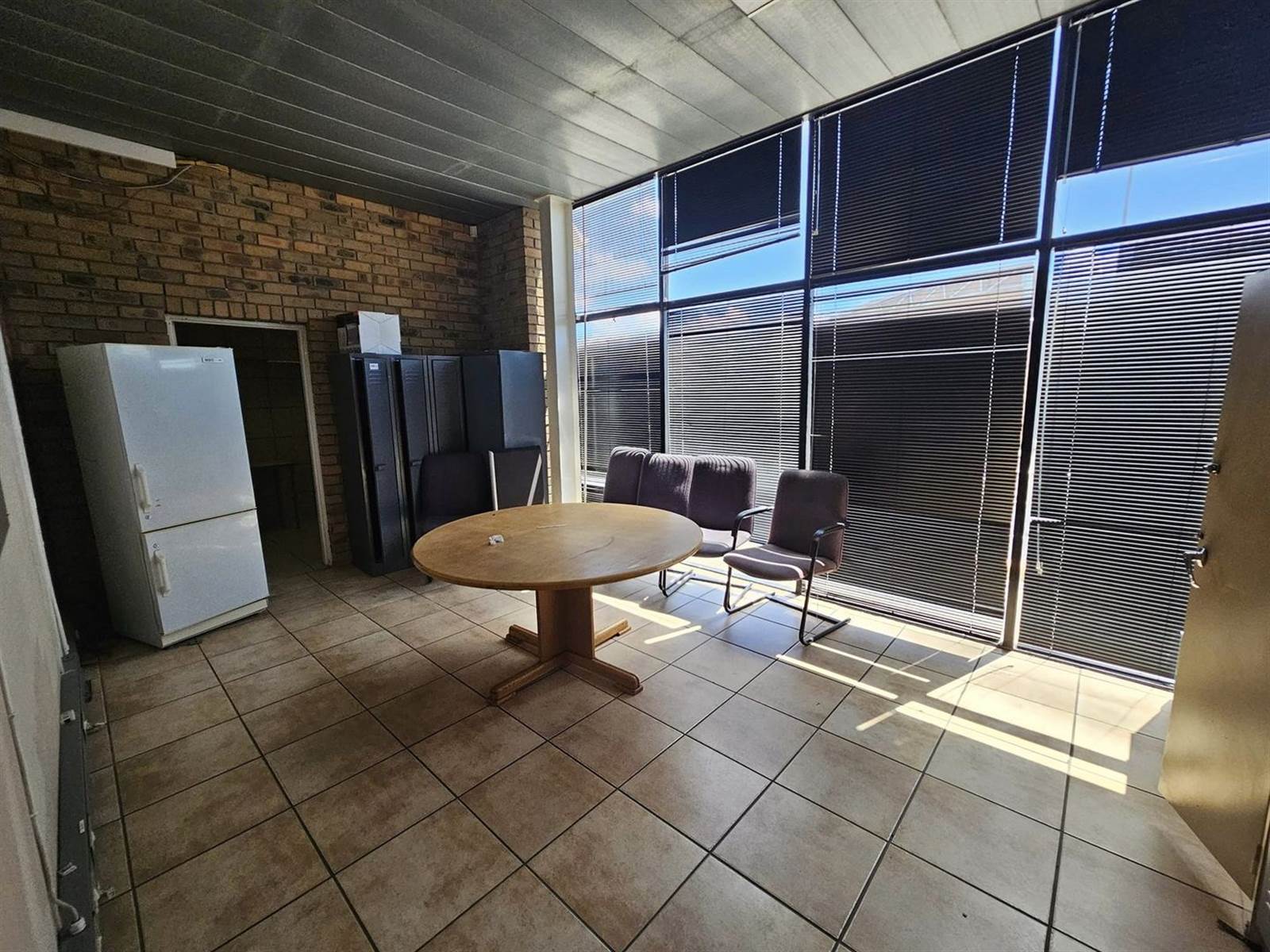907  m² Commercial space in Secunda photo number 15