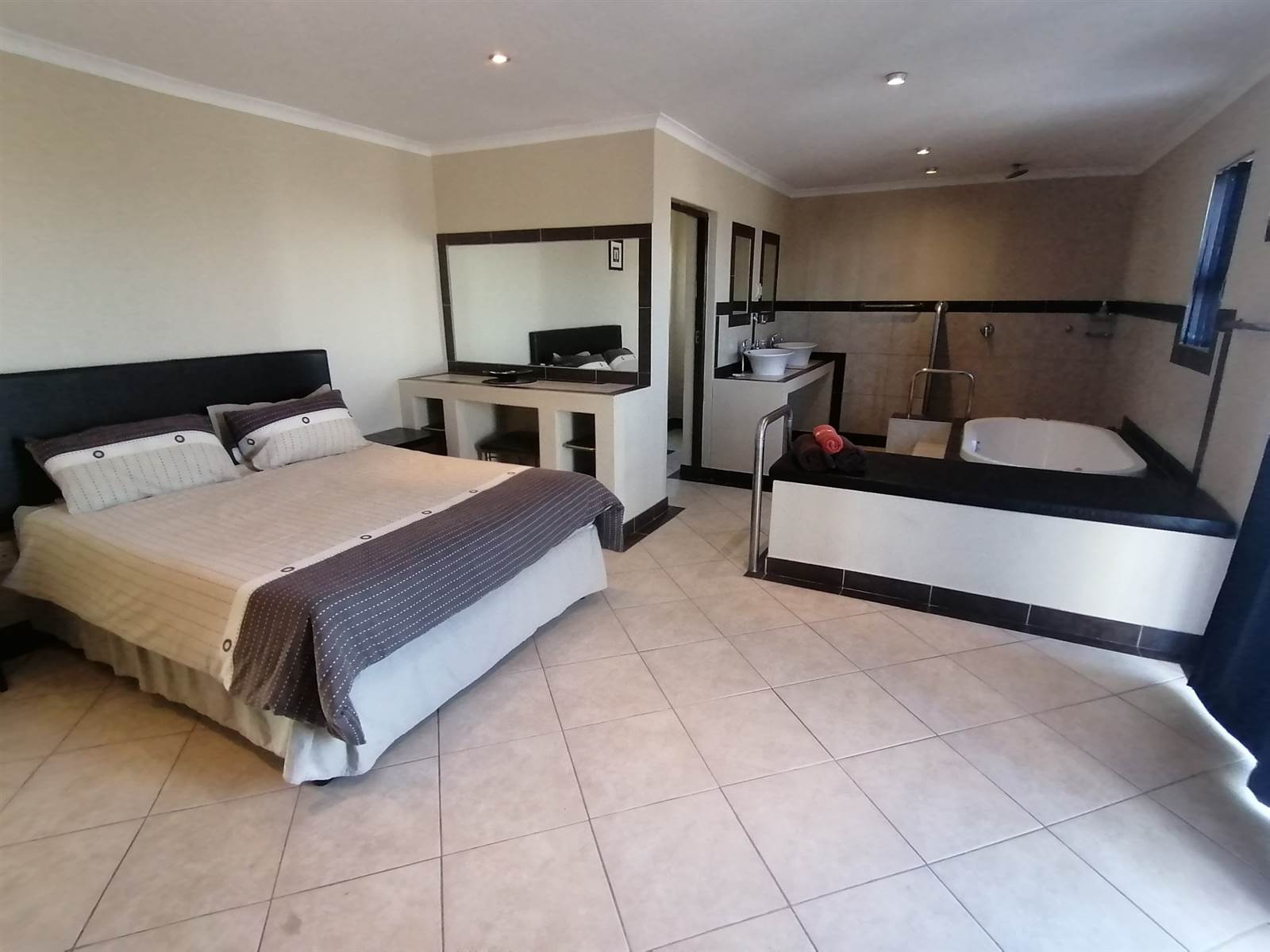 5 Bed House in Bettys Bay photo number 24