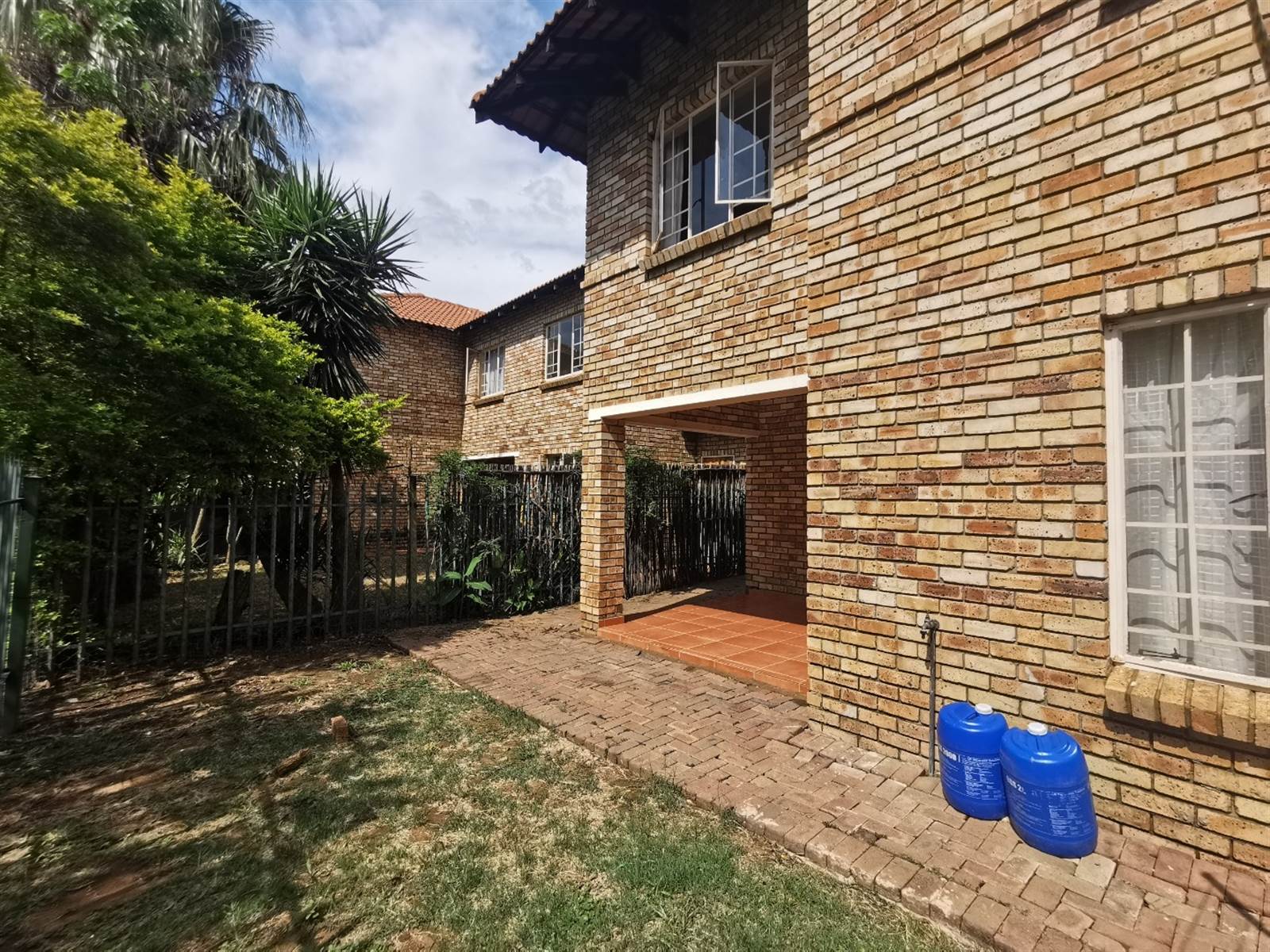 3 Bed House in Waterval East photo number 13