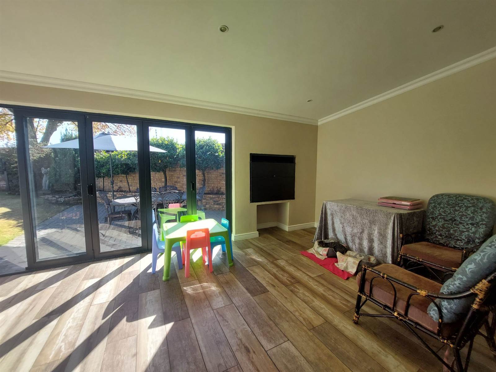 4 Bed House in Panorama photo number 15