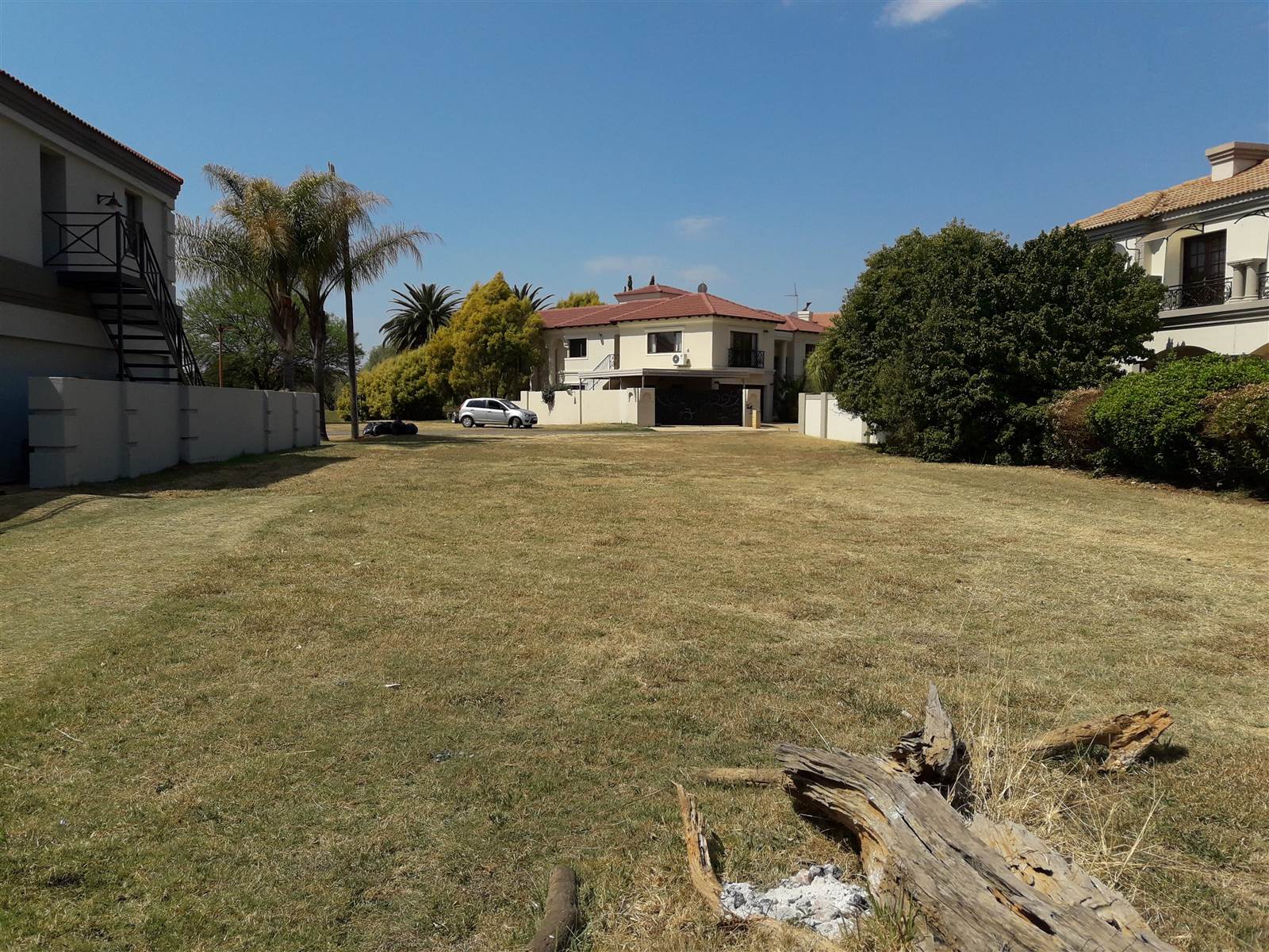 674 m² Land available in Westlake Estate photo number 1