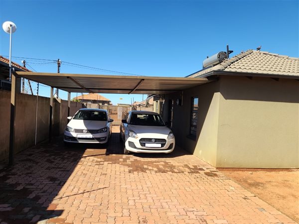 3 Bedroom House 3 Bedroom House