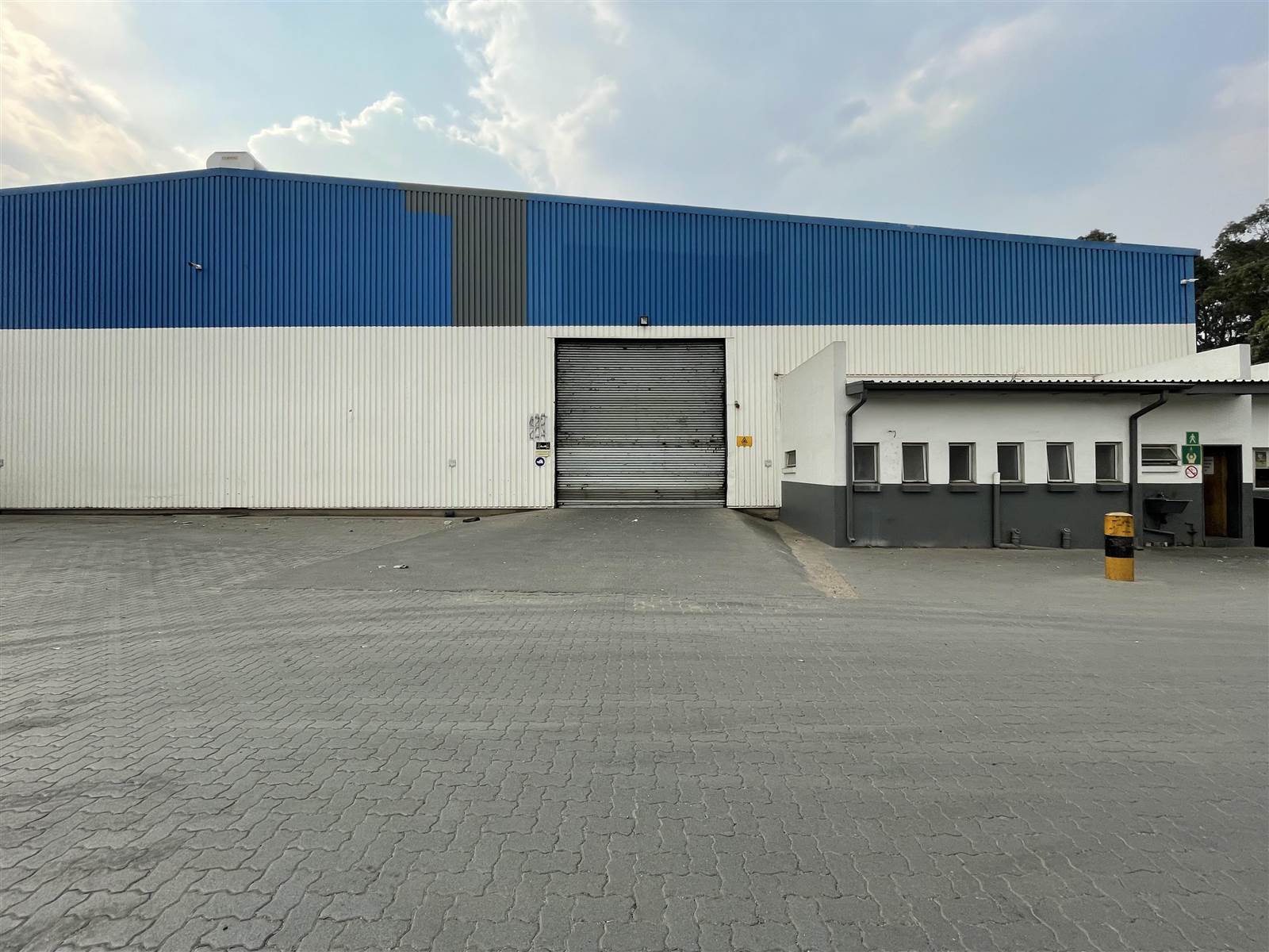 6000  m² Industrial space in Driehoek photo number 15