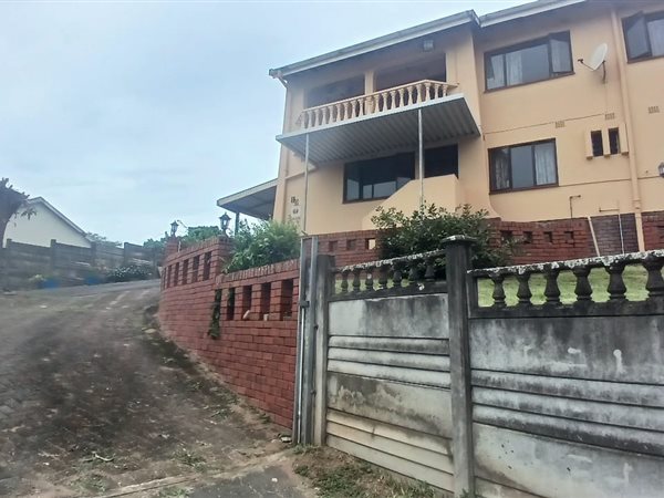 5 Bedroom House 5 Bedroom House