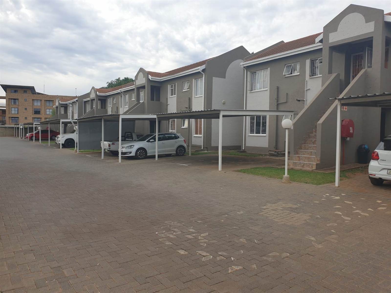 3 Bed Apartment in Kanoniers Park photo number 1