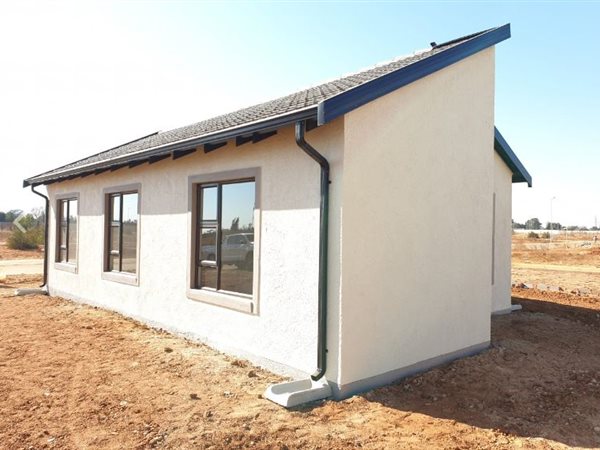 2 Bedroom House 2 Bedroom House