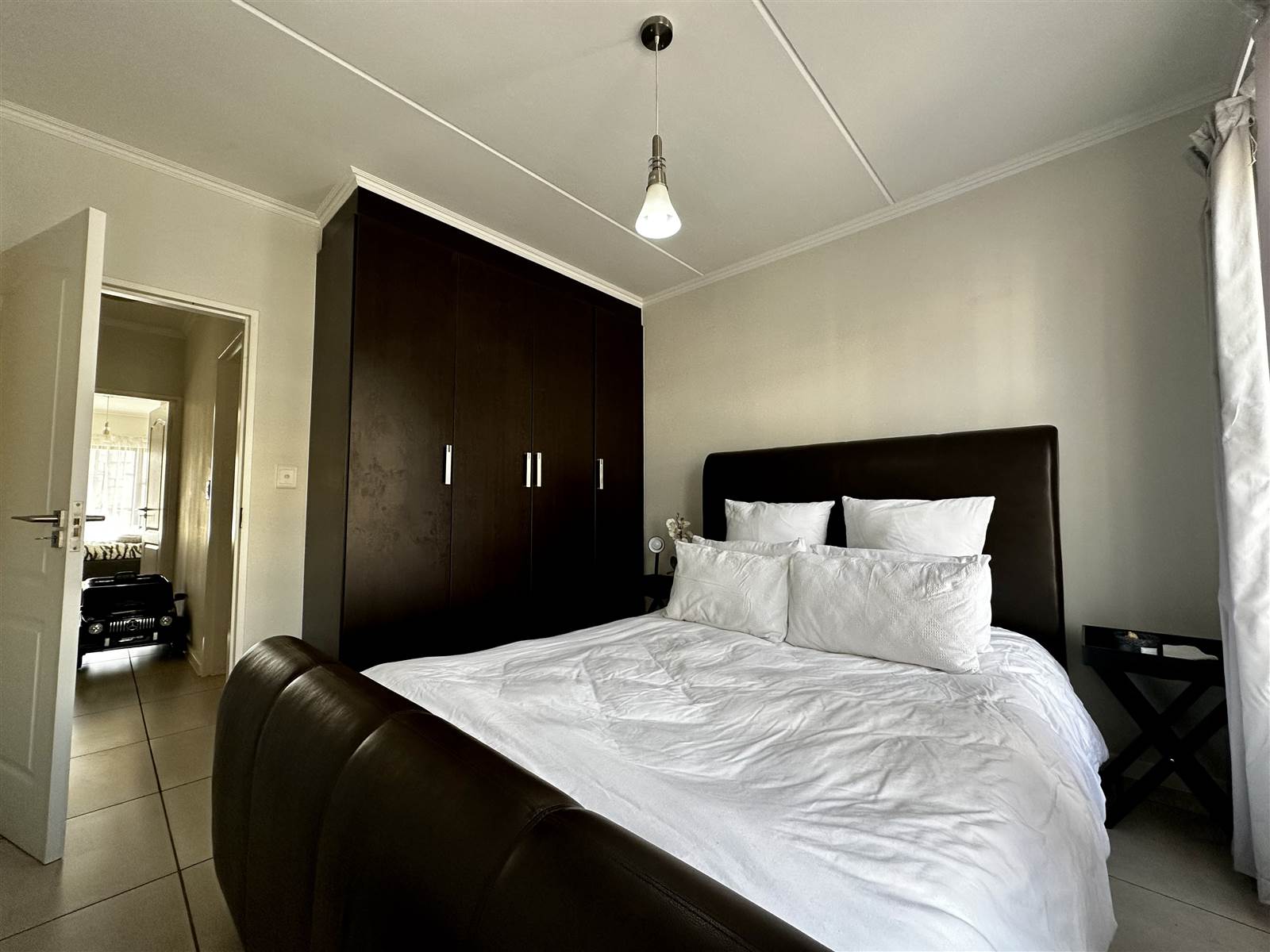 2 Bed Apartment in Kyalami photo number 7