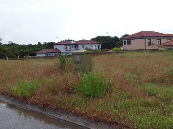 500 m² Land